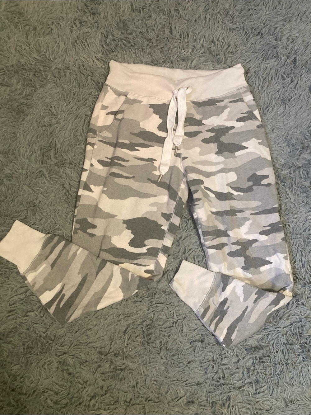aerie Girls Gray & White Camo Jogger Sweatpants